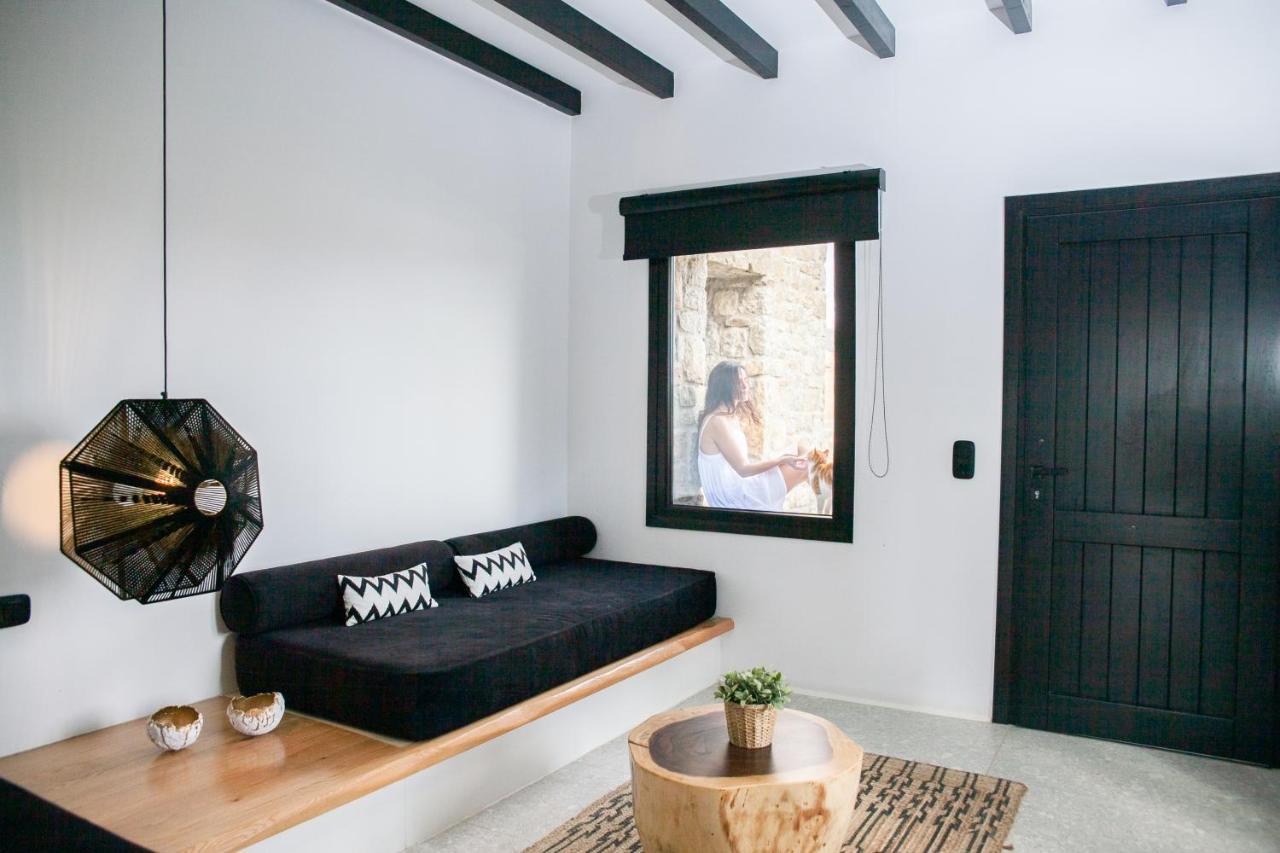 Agrari Bo Suites By Mykonos Rocks Eksteriør billede